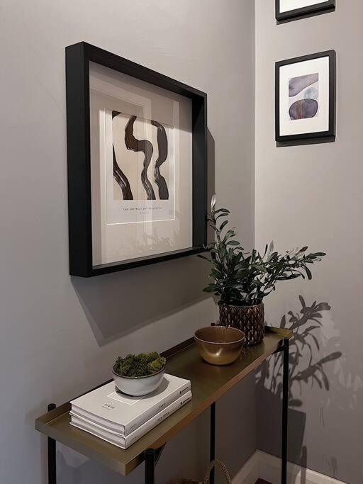 Cosy 2 Bedroom Apartment Todmorden Εξωτερικό φωτογραφία